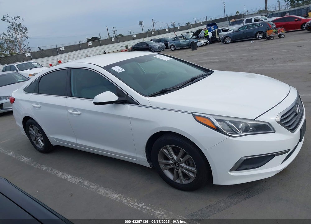 2016 HYUNDAI SONATA VIN: 5NPE24AF8GH342870
