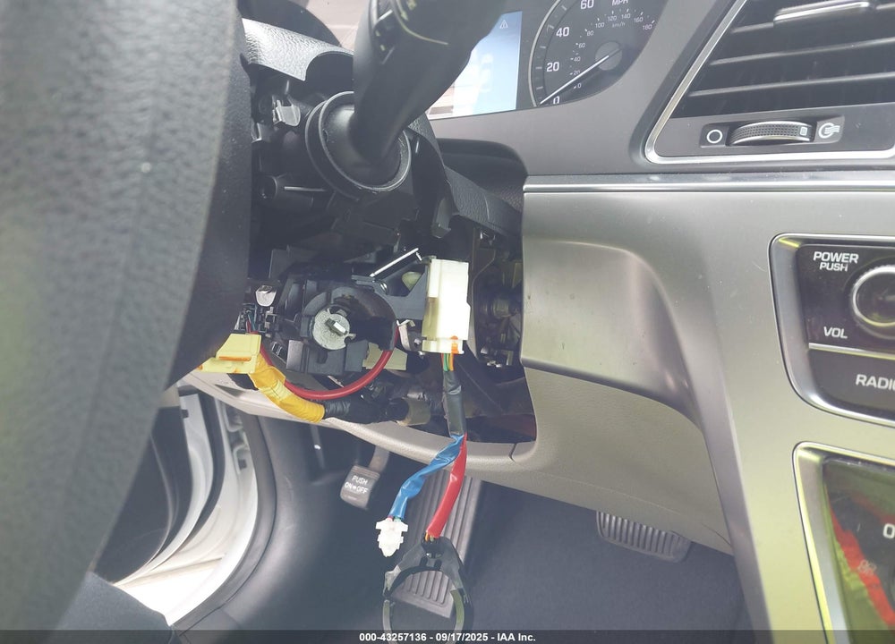 2016 HYUNDAI SONATA VIN: 5NPE24AF8GH342870