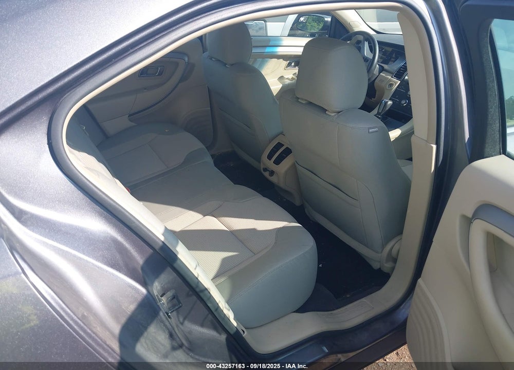 2014 FORD TAURUS VIN: 1FAHP2H87EG112285