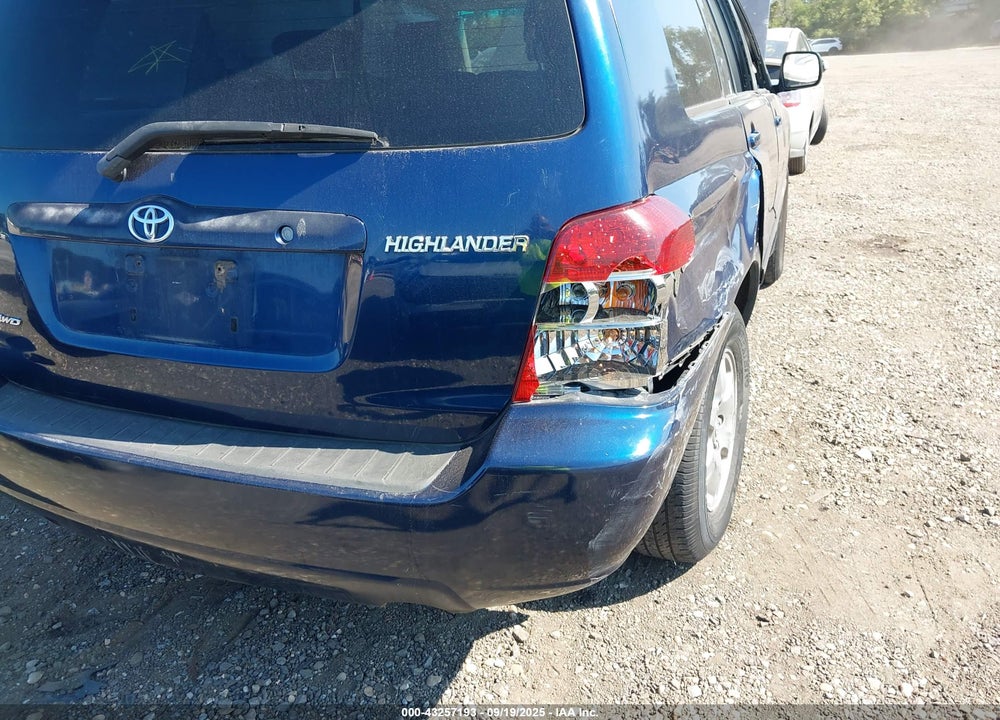 2005 TOYOTA HIGHLANDER V6 VIN: JTEEP21A050110621
