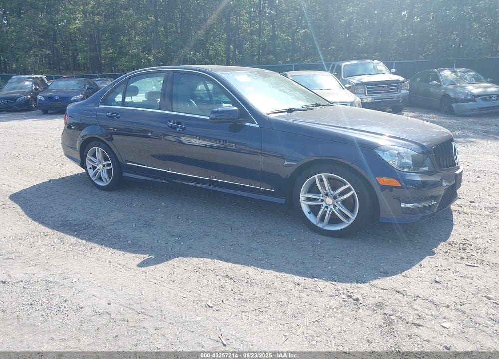 2014 MERCEDES-BENZ C 300 SPORT 4MATIC VIN: WDDGF8AB9EA946973