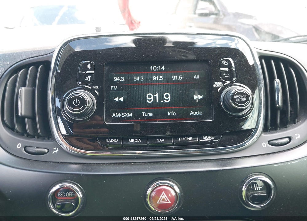 2016 FIAT 500E VIN: 3C3CFFGE2GT197772