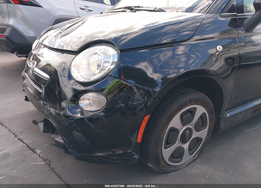 2016 FIAT 500E VIN: 3C3CFFGE2GT197772