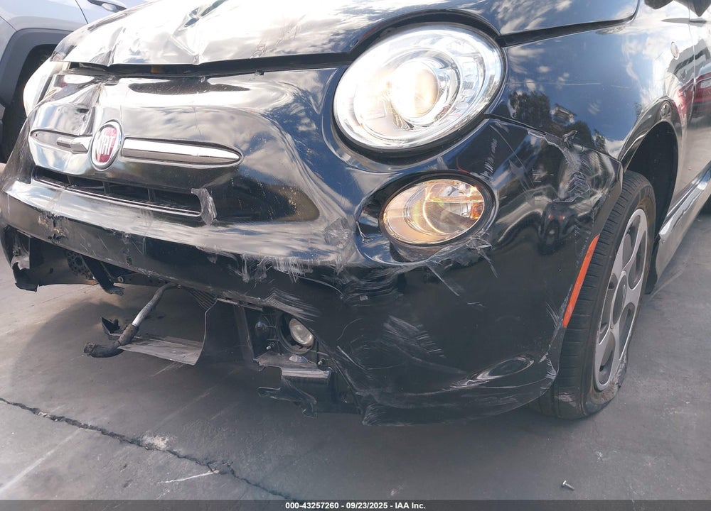 2016 FIAT 500E VIN: 3C3CFFGE2GT197772