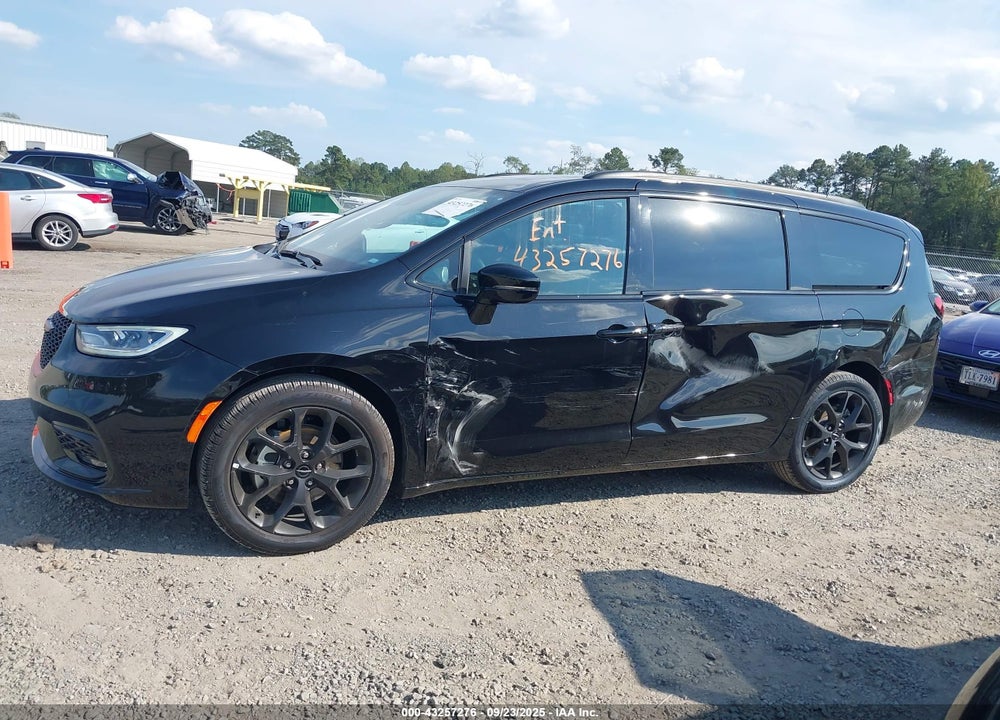2025 CHRYSLER PACIFICA LIMITED VIN: 2C4RC1GG2SR524475