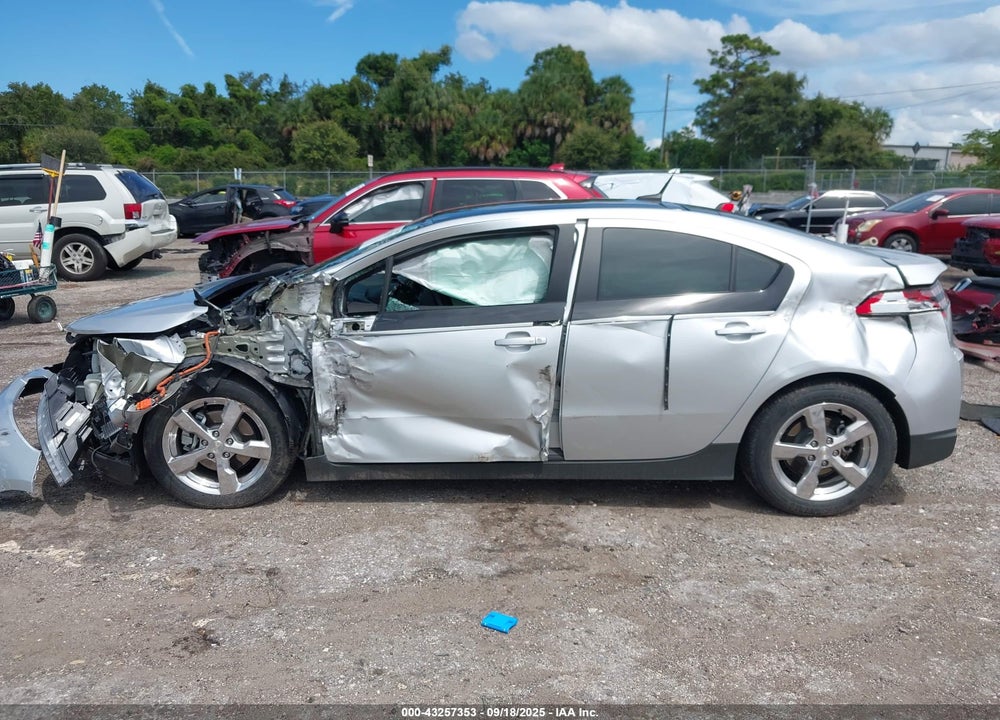 2012 CHEVROLET VOLT VIN: 1G1RB6E42CU122459