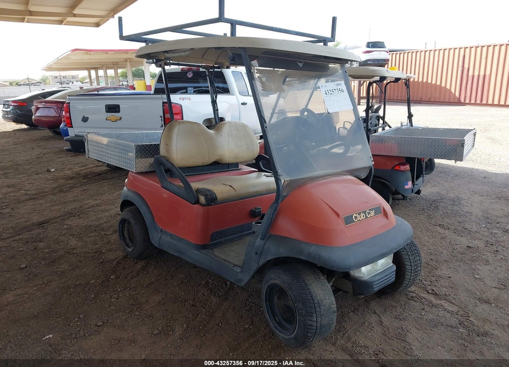 2010 CLUBC CARRYALL 500 VIN: PQ1017093202