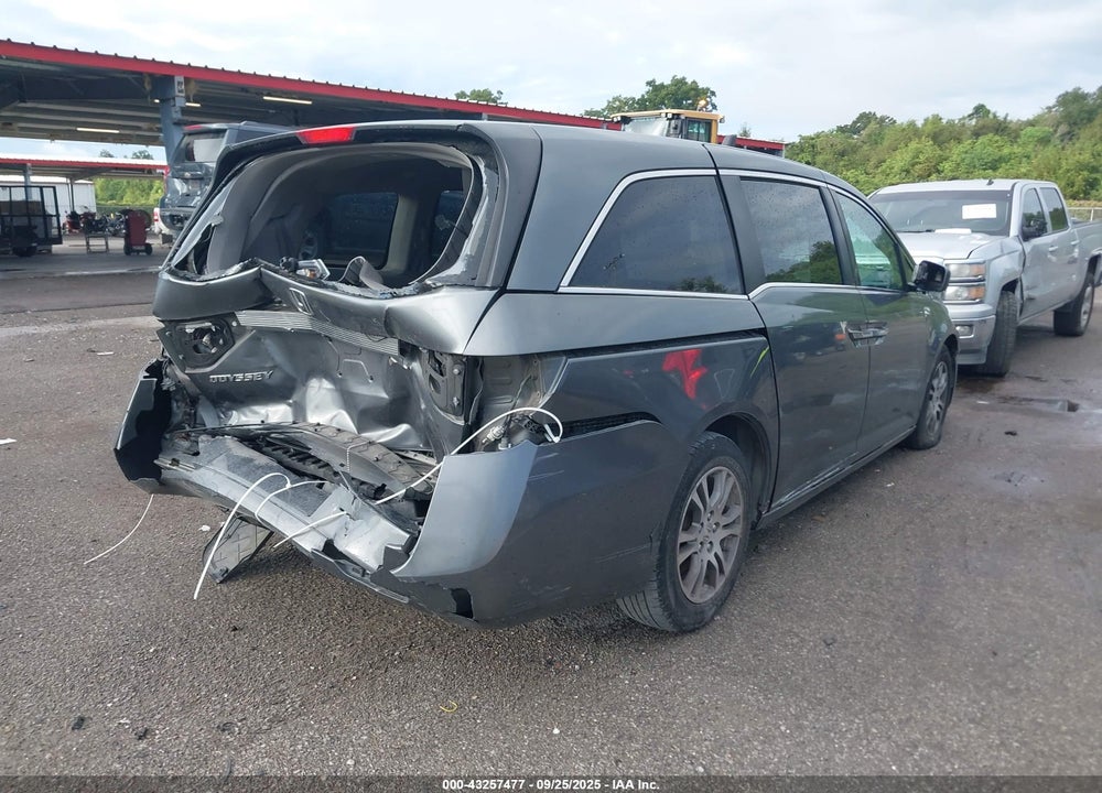 2011 HONDA ODYSSEY EX-L VIN: 5FNRL5H63BB077714
