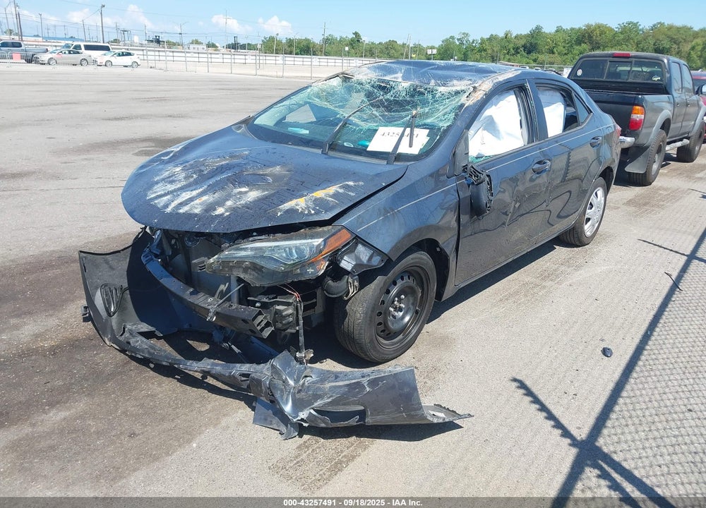 2018 TOYOTA COROLLA VIN: 2T1BURHE9JC077152