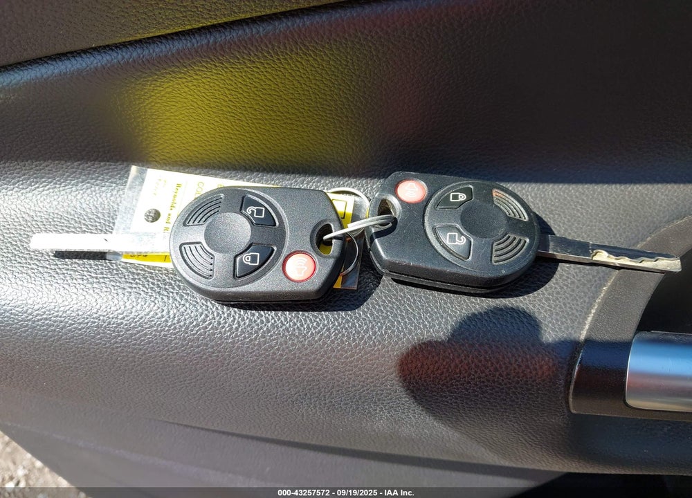 2016 FORD ESCAPE SE VIN: 1FMCU9GX8GUB20751