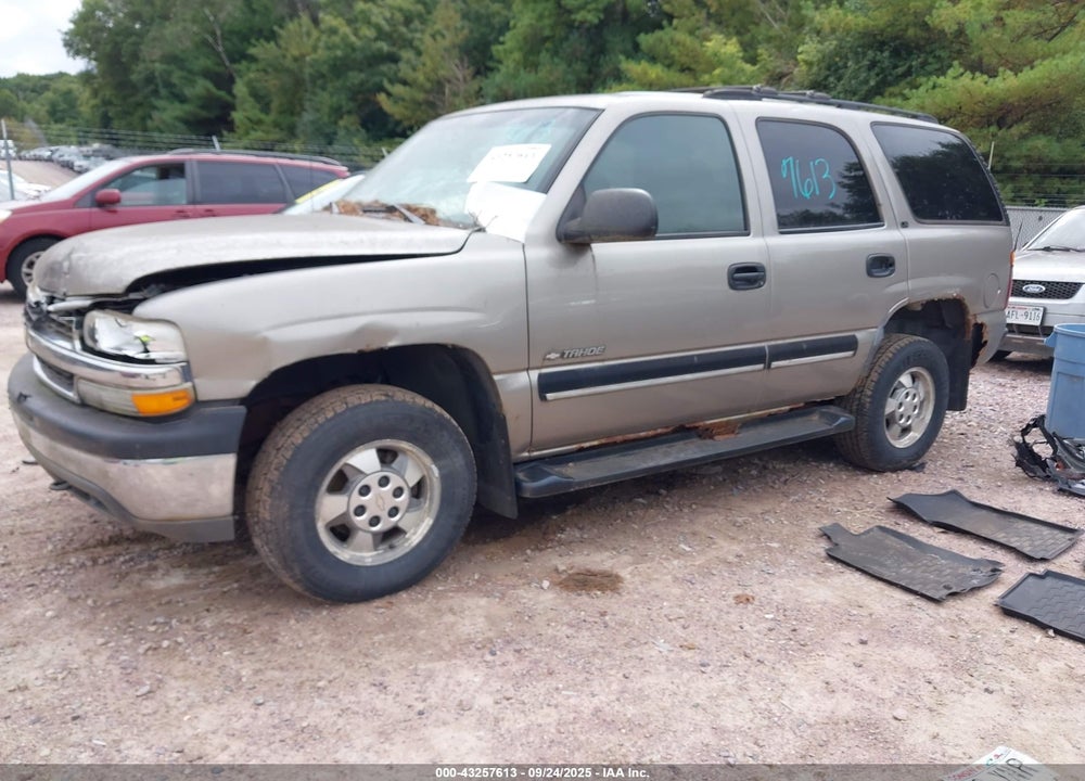 2001 CHEVROLET TAHOE LS VIN: 1GNEK13T01J312236