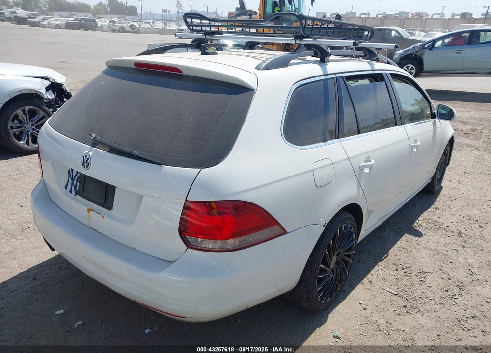 2012 VOLKSWAGEN JETTA VIN: 3VWPX7AJ8CM624718