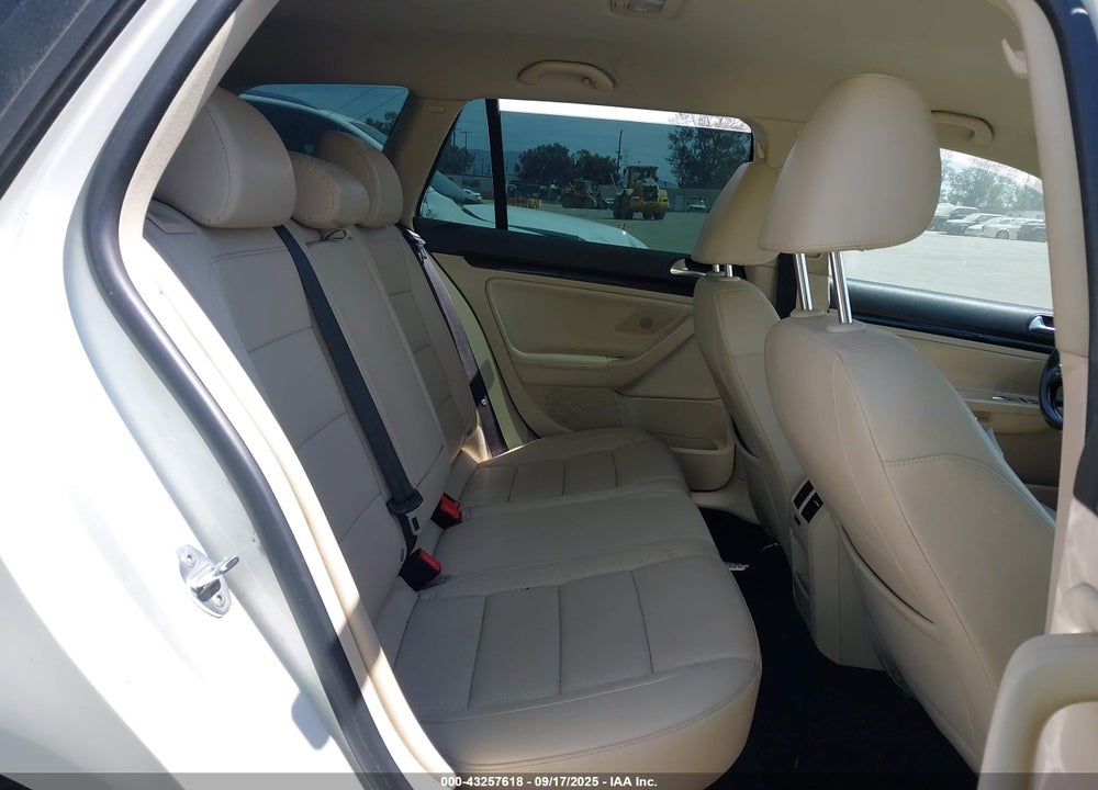 2012 VOLKSWAGEN JETTA VIN: 3VWPX7AJ8CM624718