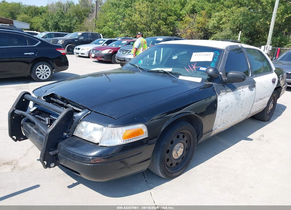2011 FORD CROWN VICTORIA POLICE INTERCEPTOR VIN: 2FABP7BV8BX103182