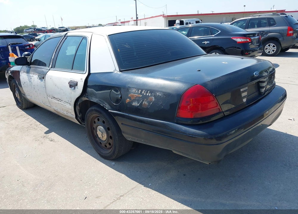 2011 FORD CROWN VICTORIA POLICE INTERCEPTOR VIN: 2FABP7BV8BX103182