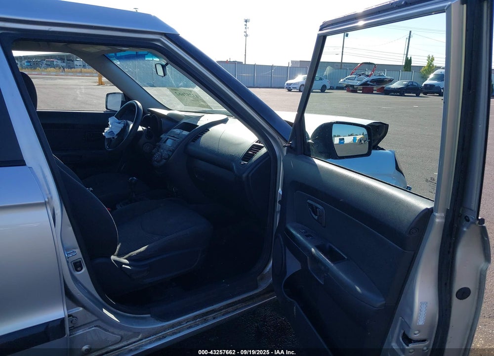 2011 KIA SOUL VIN: KNDJT2A17B7265779