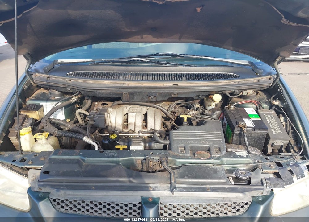 2000 DODGE GRAND CARAVAN SE VIN: 2B4GP44G5YR716285