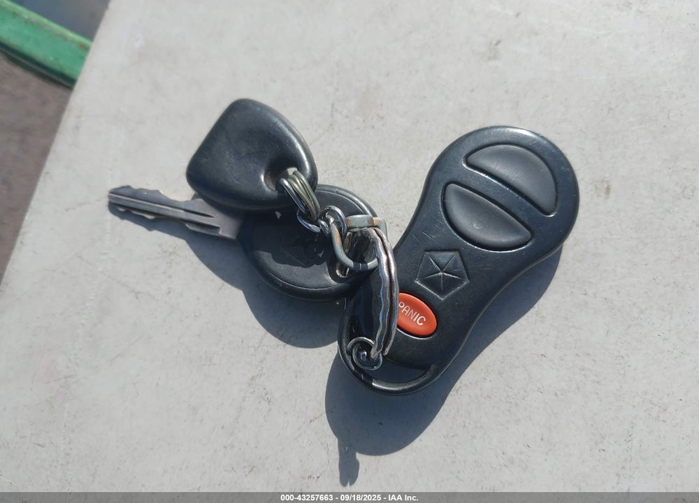 2000 DODGE GRAND CARAVAN SE VIN: 2B4GP44G5YR716285