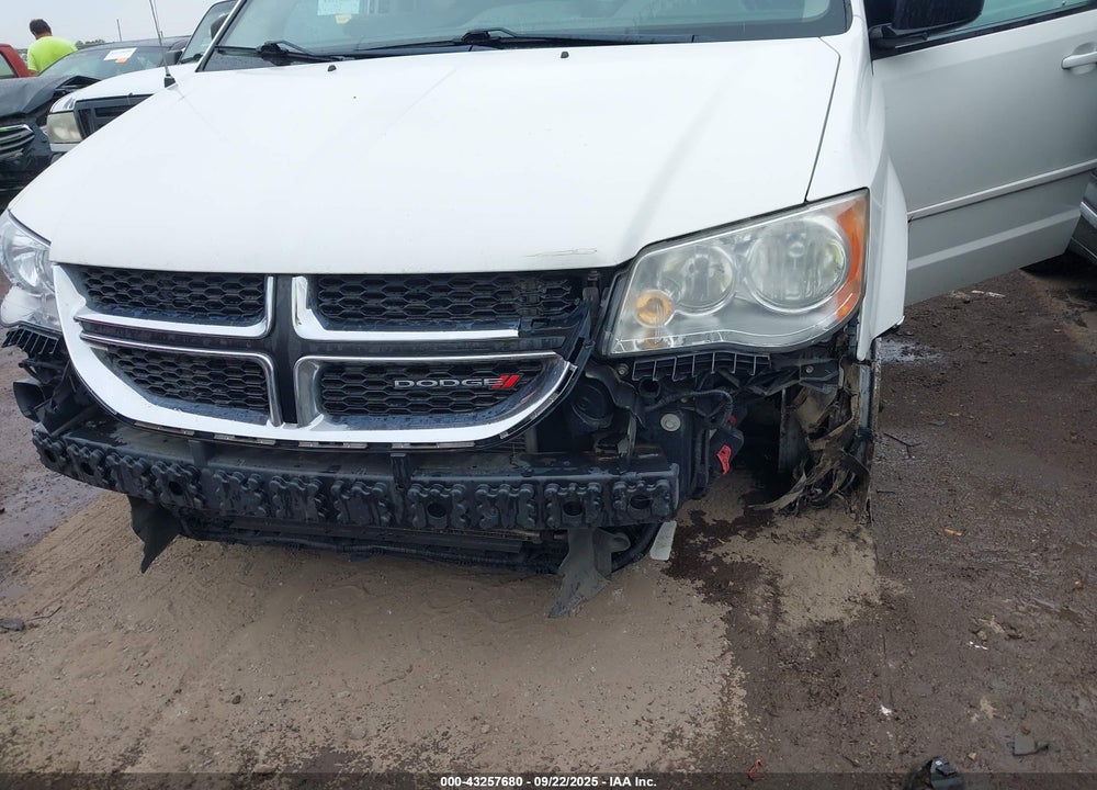 2013 DODGE GRAND CARAVAN VIN: 2C4RDGBG8DR723671