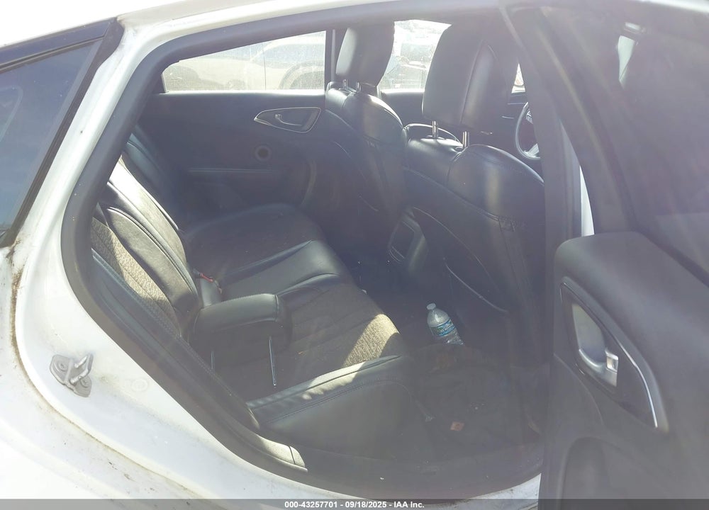 2015 CHRYSLER 200 S VIN: 1C3CCCDGXFN711735