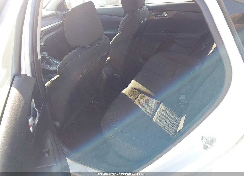2020 KIA FORTE VIN: 3KPF24AD0LE201874