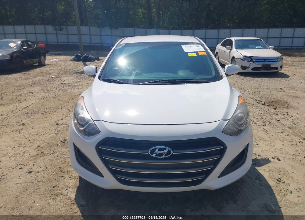 2016 HYUNDAI ELANTRA GT VIN: KMHD35LH4GU252968