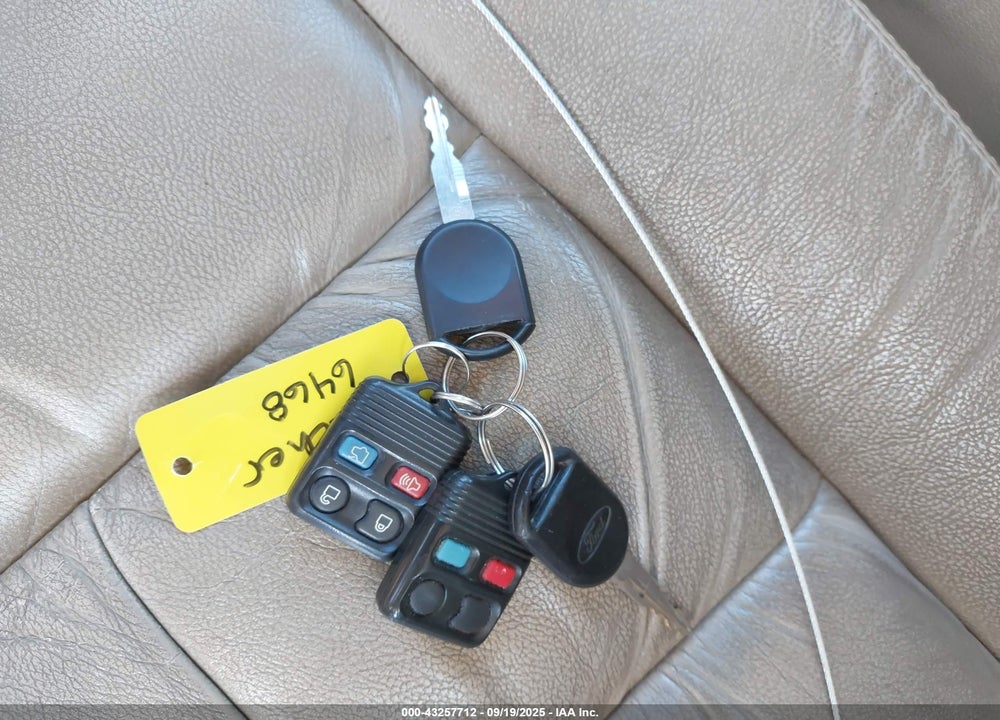 2006 FORD FIVE HUNDRED SEL VIN: 1FAFP27126G183049