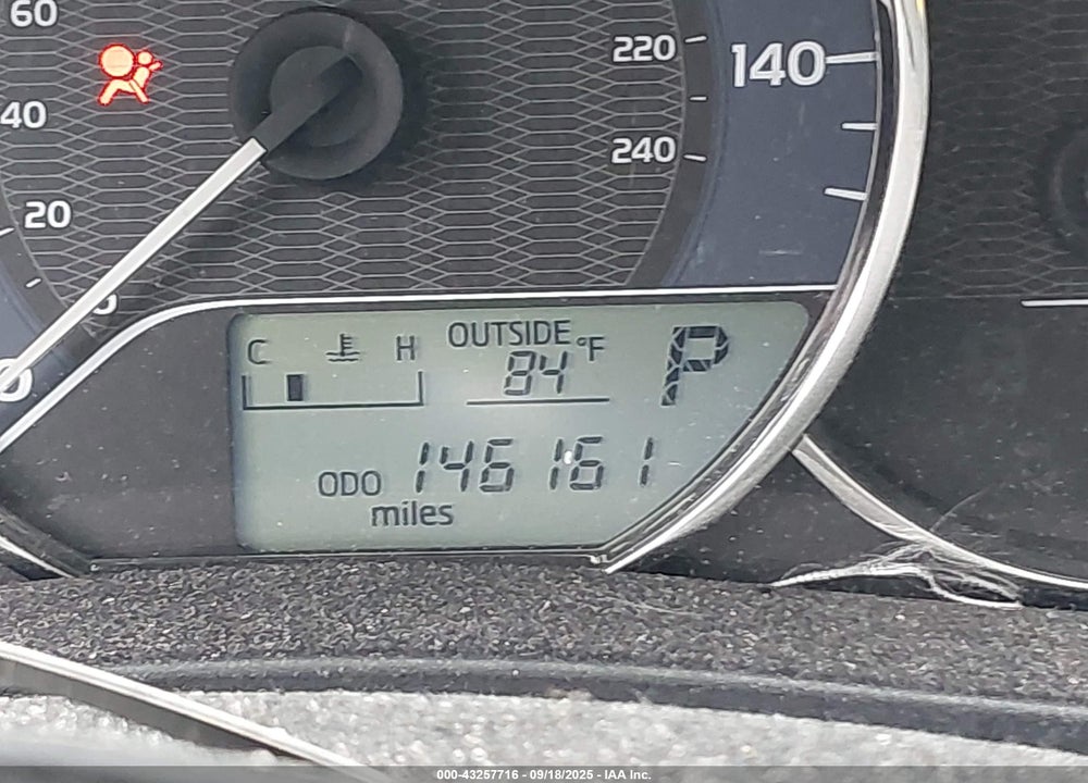2014 TOYOTA COROLLA VIN: 2T1BURHE2EC064605