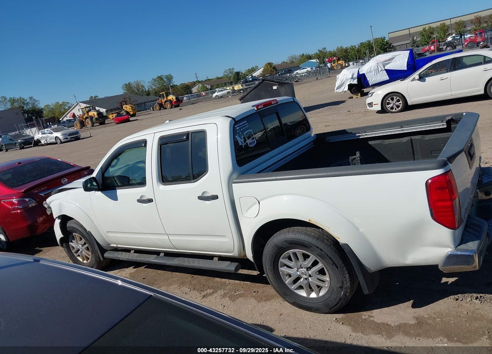 2014 NISSAN FRONTIER VIN: 1N6AD0EV5EN755827