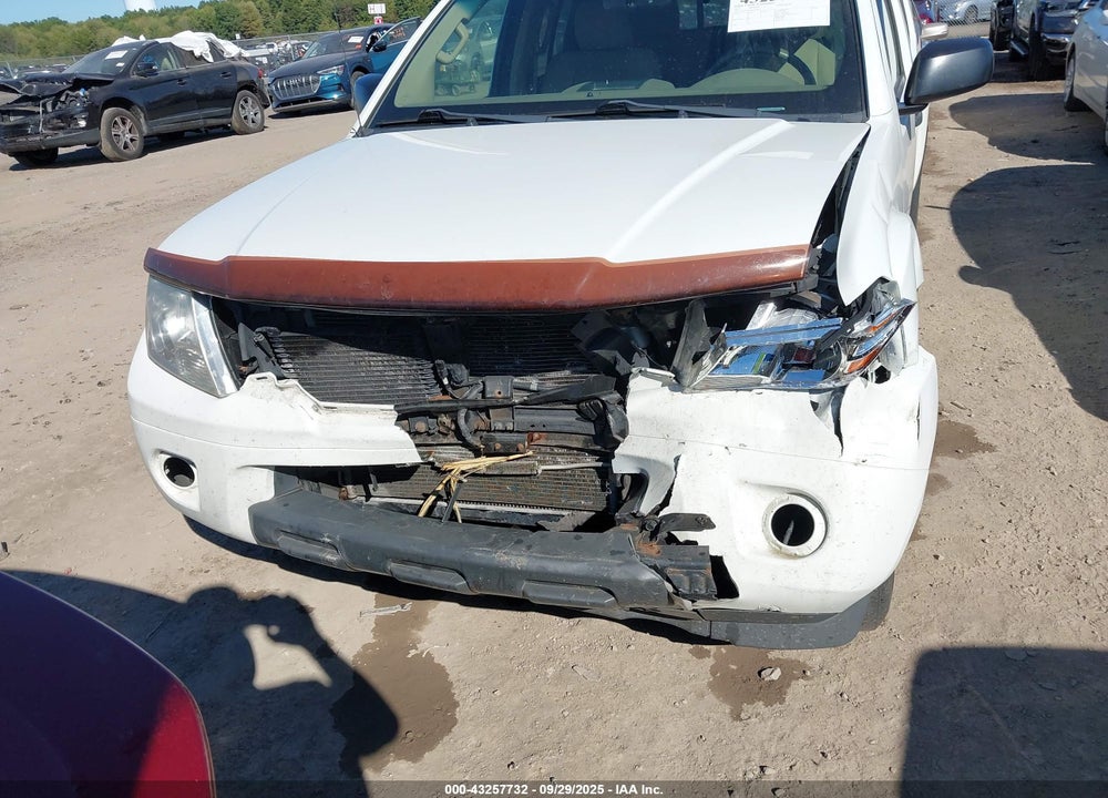 2014 NISSAN FRONTIER VIN: 1N6AD0EV5EN755827