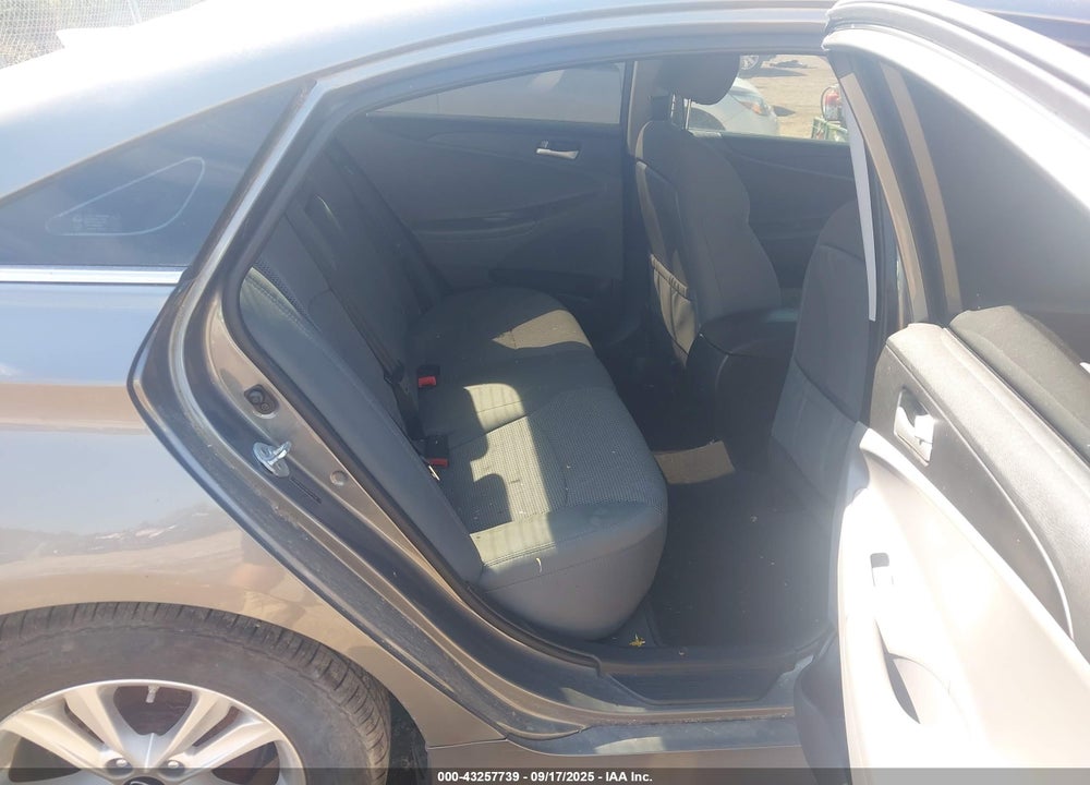 2014 HYUNDAI SONATA GLS VIN: 5NPEB4AC9EH941599