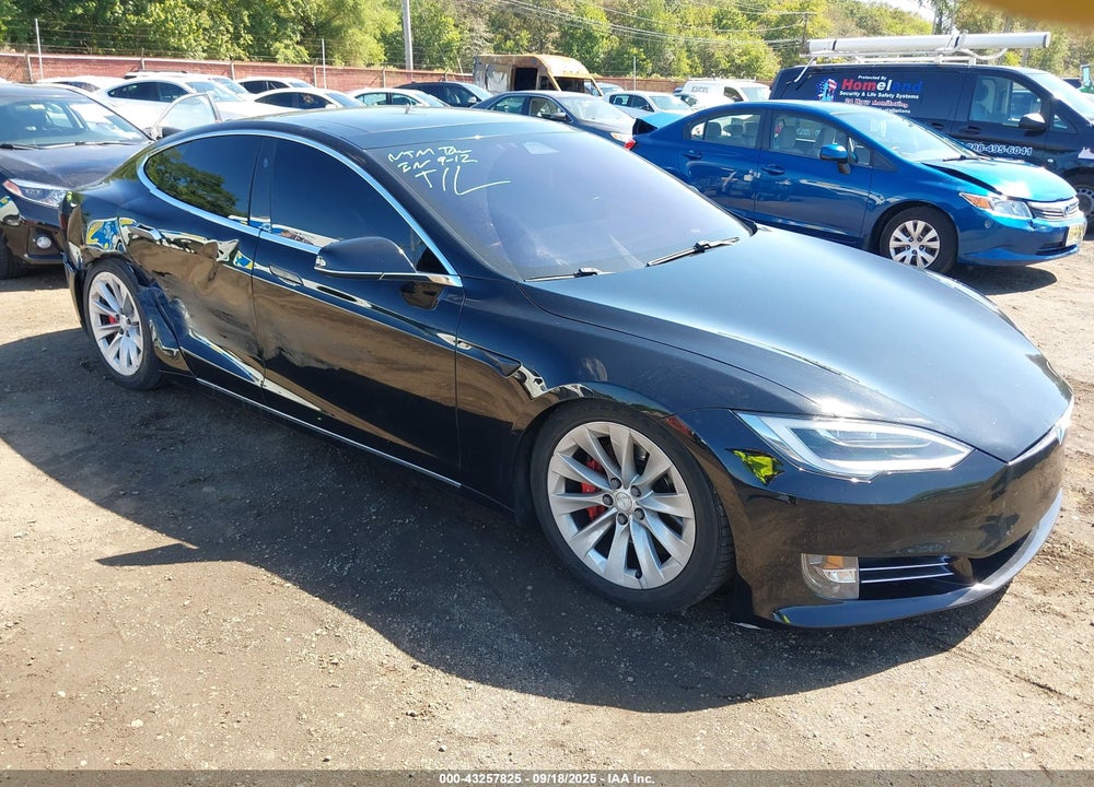 2017 TESLA MODEL S 100D/60D/75D/90D/P100D VIN: 5YJSA1E44HF184024