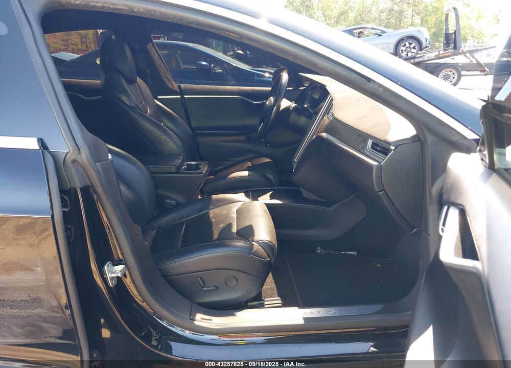 2017 TESLA MODEL S 100D/60D/75D/90D/P100D VIN: 5YJSA1E44HF184024