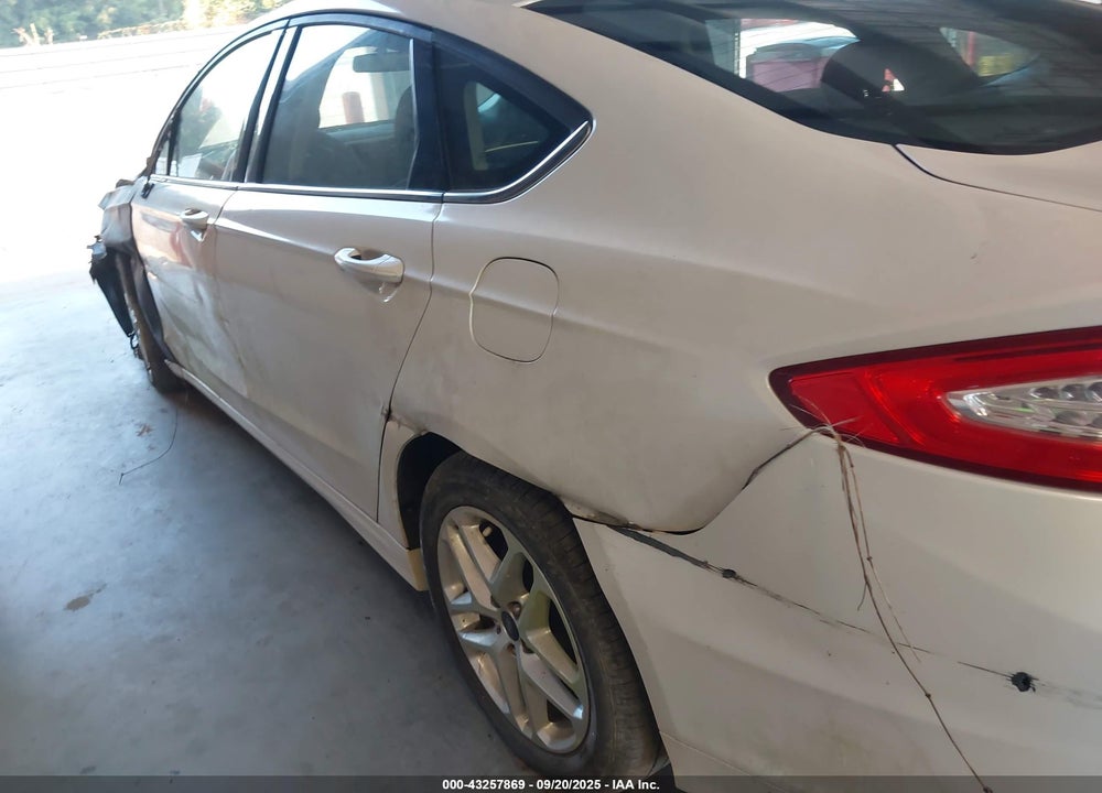 2013 FORD FUSION VIN: 3FA6P0HRXDR318082
