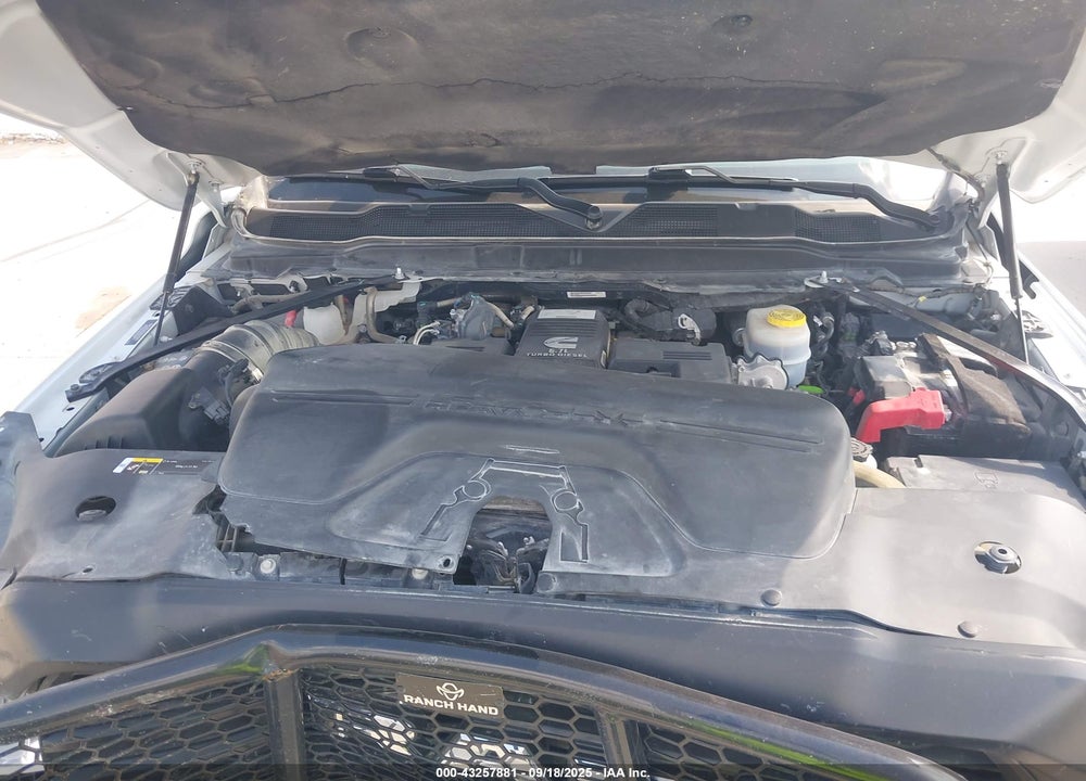 2022 RAM 3500 TRADESMAN  4X4 8' BOX VIN: 3C63R3GL7NG427044