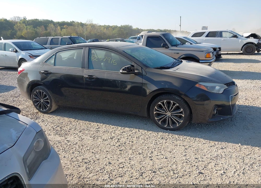 2015 TOYOTA COROLLA VIN: 2T1BURHE9FC320921