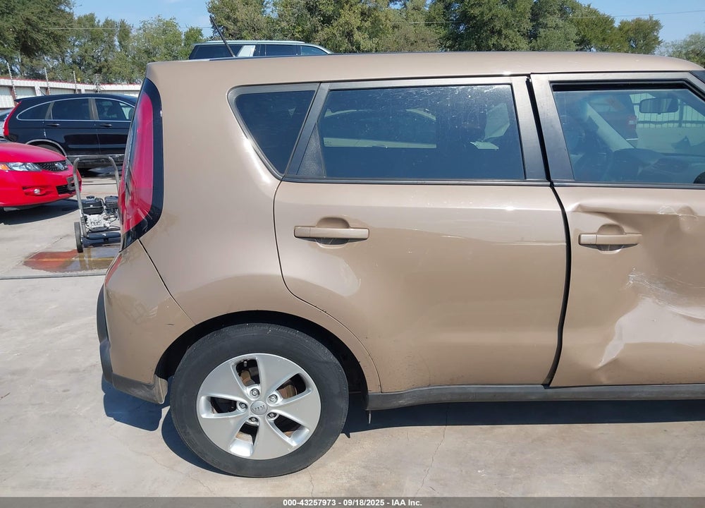 2015 KIA SOUL VIN: KNDJN2A25F7189102