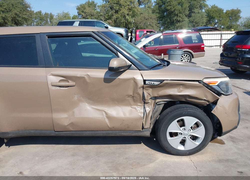 2015 KIA SOUL VIN: KNDJN2A25F7189102