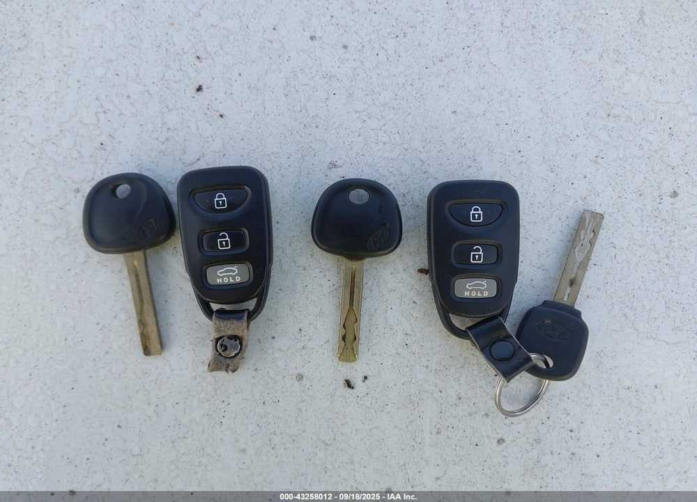 2012 HYUNDAI SONATA VIN: 5NPEB4AC6CH338400