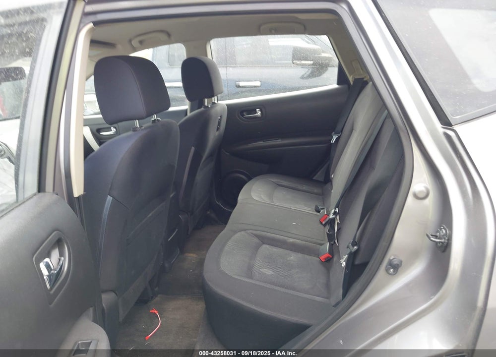 2015 NISSAN ROGUE SELECT S VIN: JN8AS5MT3FW668885