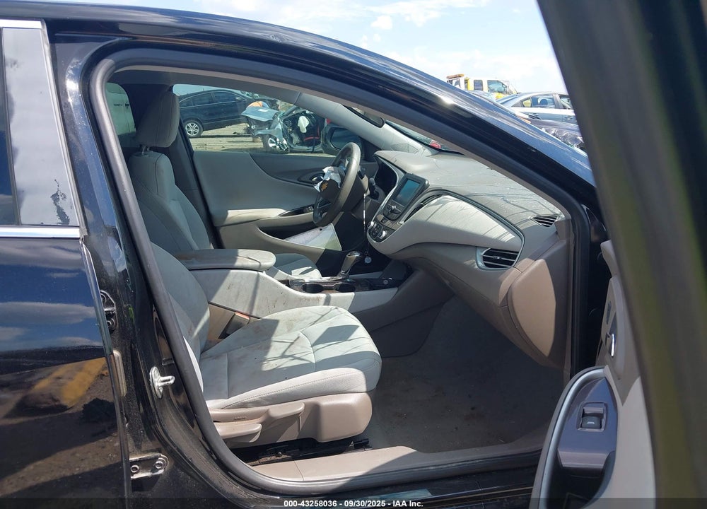 2017 CHEVROLET MALIBU LS VIN: 1G1ZB5ST9HF152477