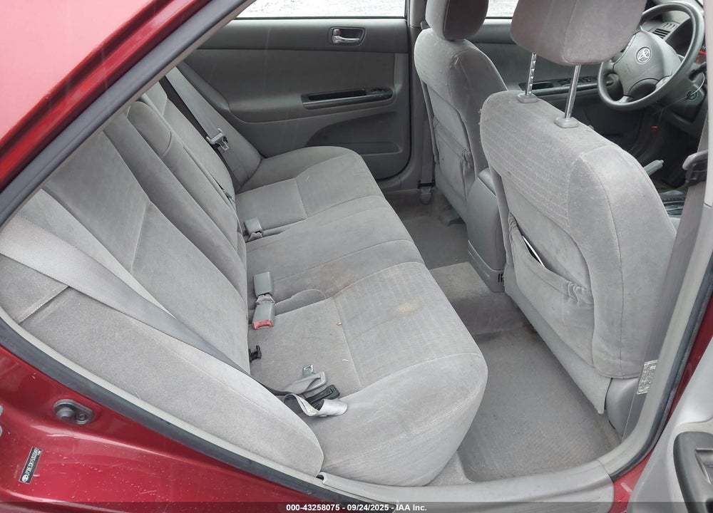 2005 TOYOTA CAMRY LE VIN: JTDBE32K153033492