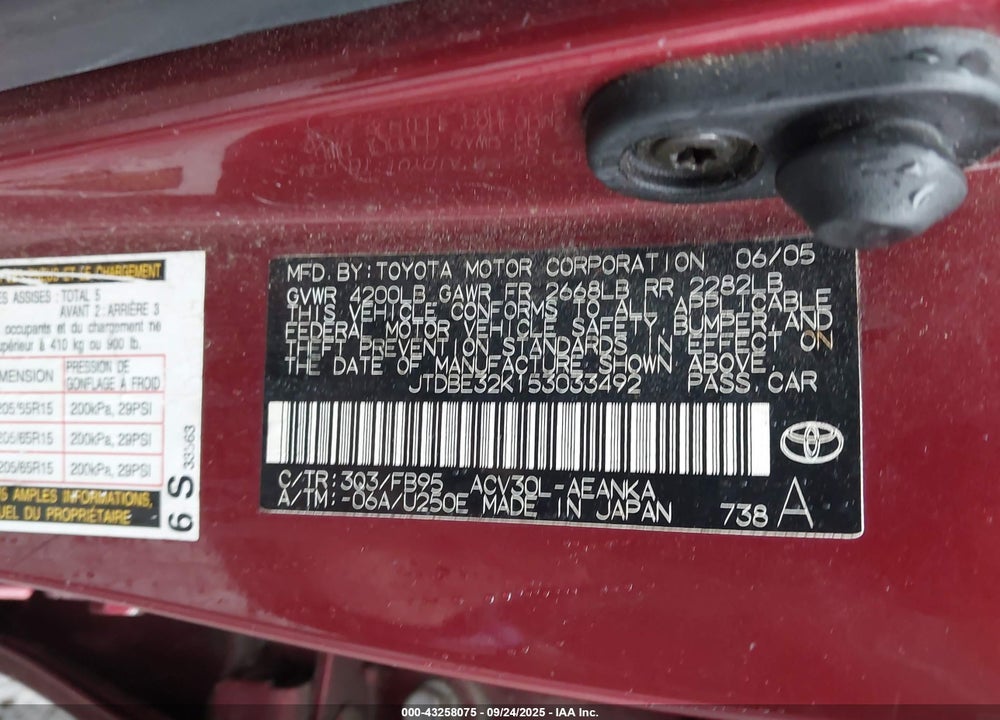 2005 TOYOTA CAMRY LE VIN: JTDBE32K153033492