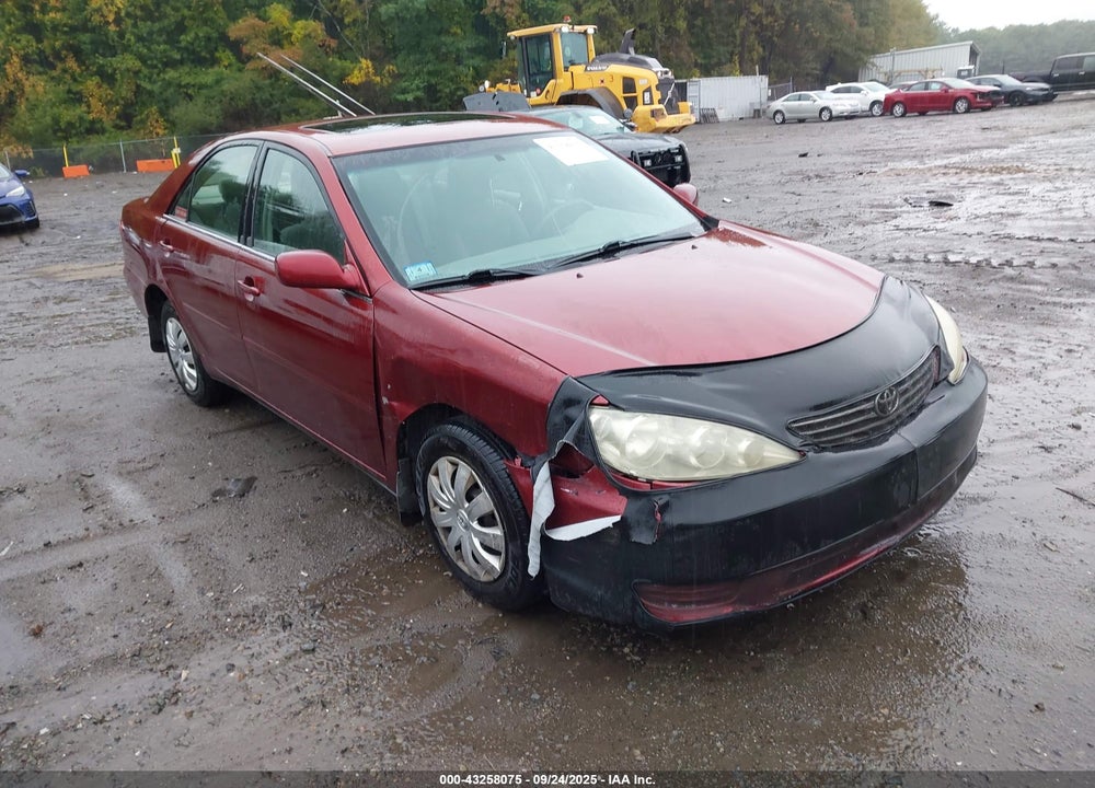 2005 TOYOTA CAMRY LE VIN: JTDBE32K153033492