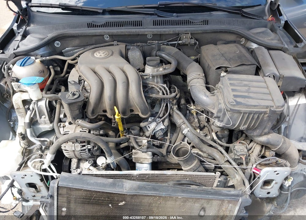 2015 VOLKSWAGEN JETTA VIN: 3VW2K7AJ0FM280086