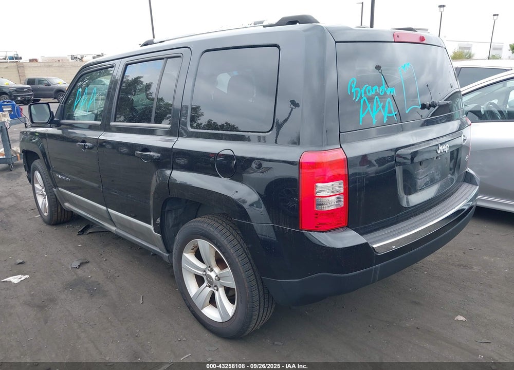 2011 JEEP PATRIOT VIN: 1J4NT4GB2BD171186