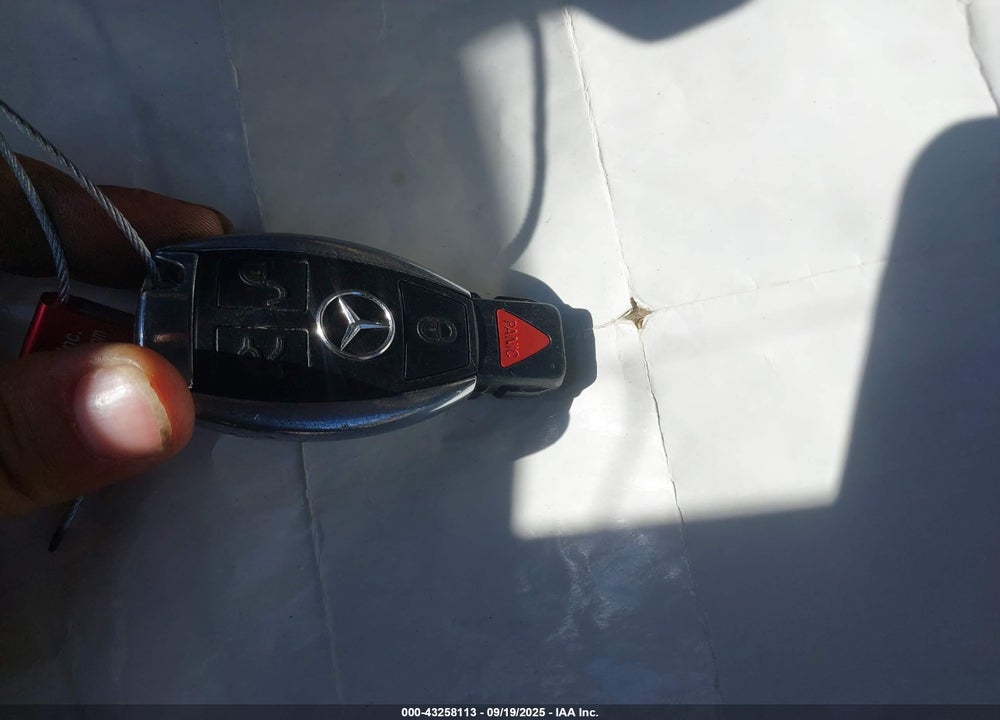 2012 MERCEDES-BENZ E-CLASS VIN: WDDHF8JB1CA644286