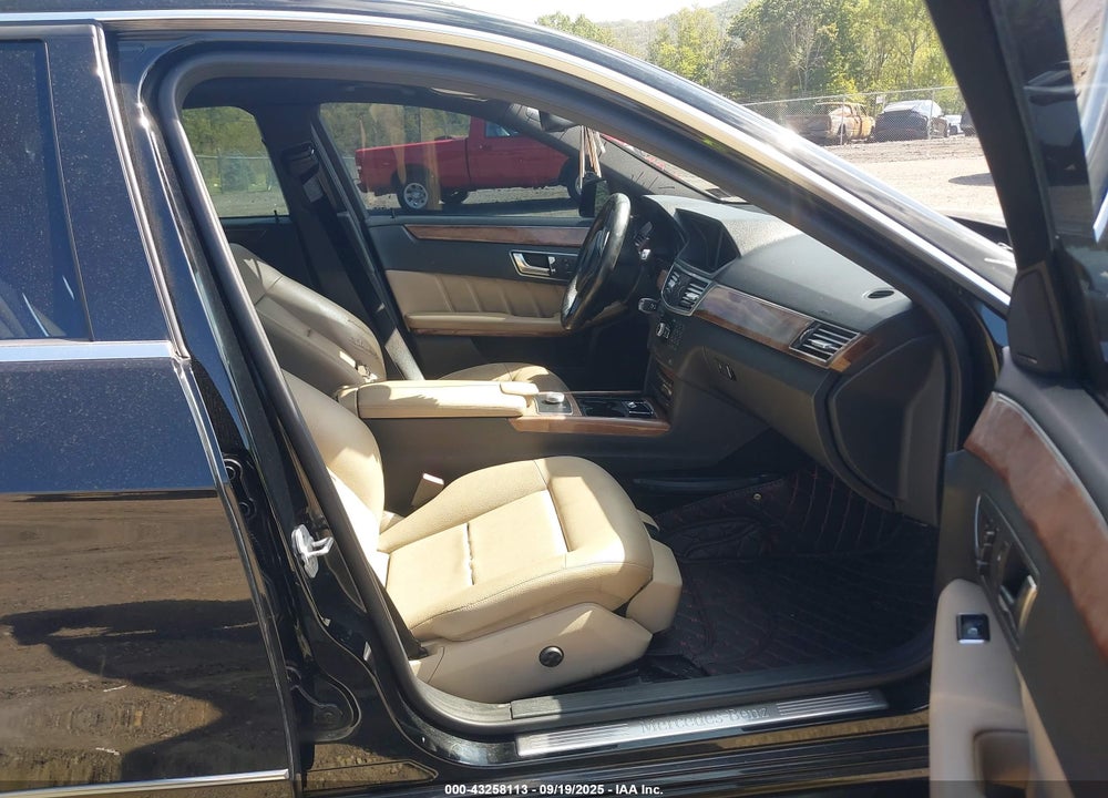 2012 MERCEDES-BENZ E-CLASS VIN: WDDHF8JB1CA644286