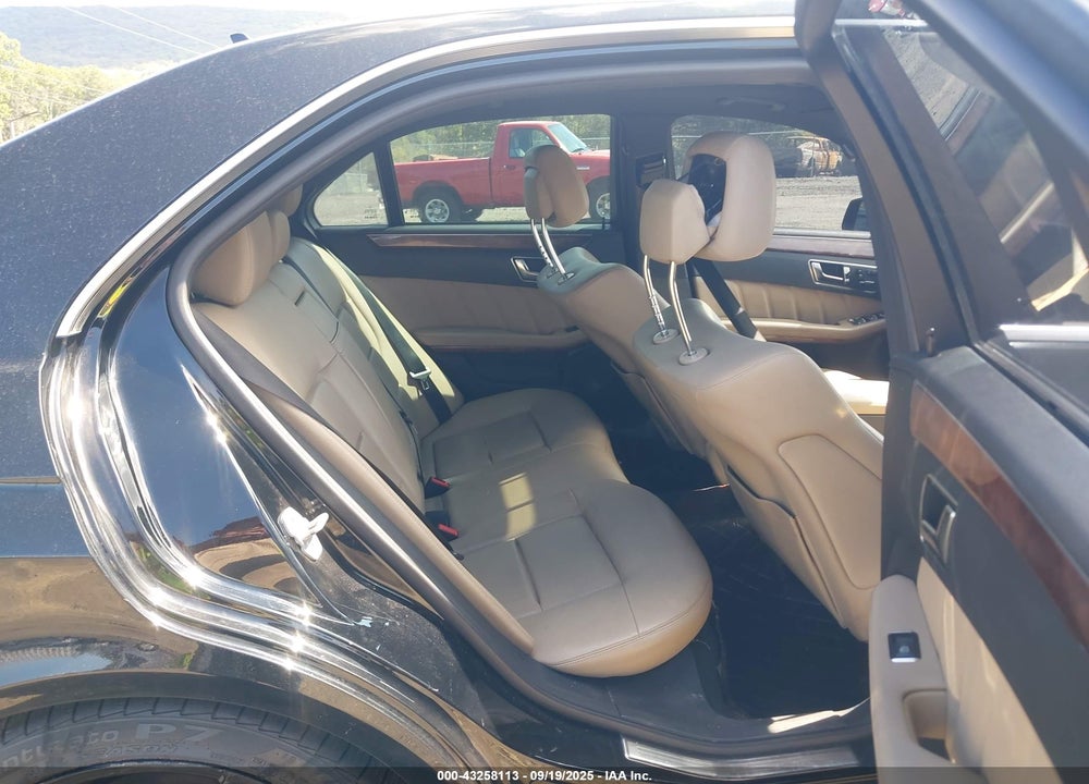 2012 MERCEDES-BENZ E-CLASS VIN: WDDHF8JB1CA644286