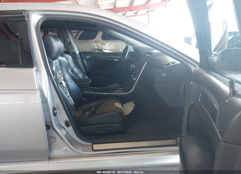 2006 ACURA TL VIN: 19UUA66236A057906